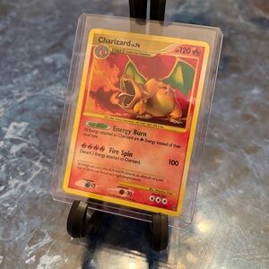 Pokemon D&P Stormfront 103 Charizard Rare Pokemon Card 2008